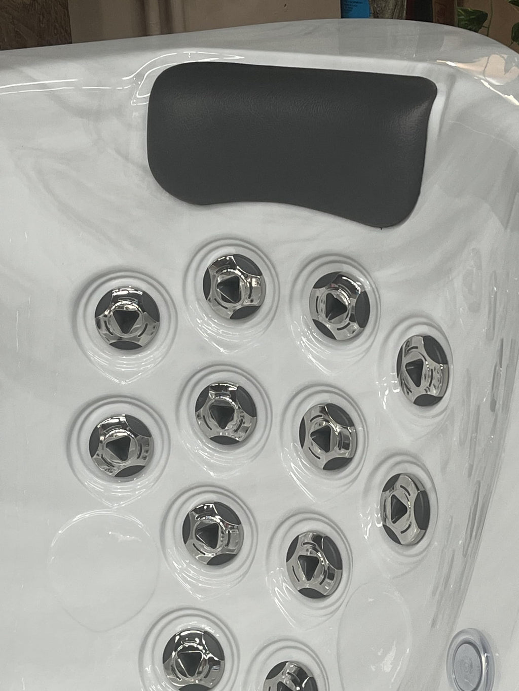 3 Pack Replacement Head Rests to fit Artesian,Tropic seas and South seas spas Designed for 2018-2023 Models, This Replacement Pillow is Easy to Install with its Two pin Design, no Tools Required.